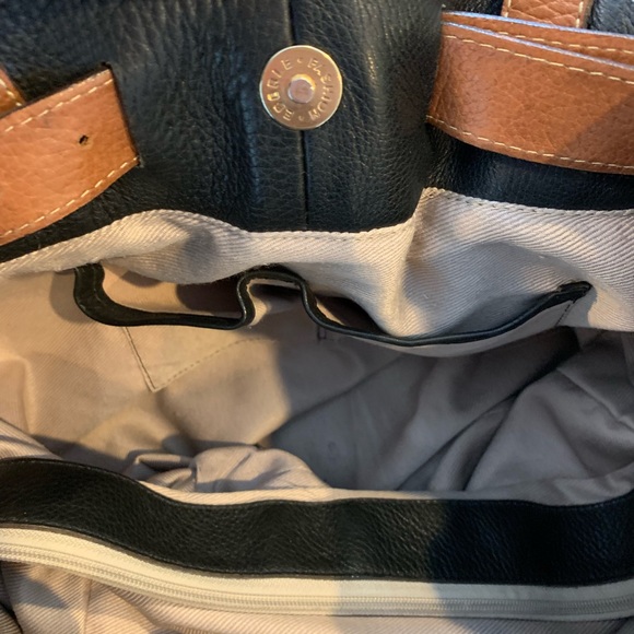 Crizzapi Bolas Brazilian Handbag EUC - Picture 5 of 8